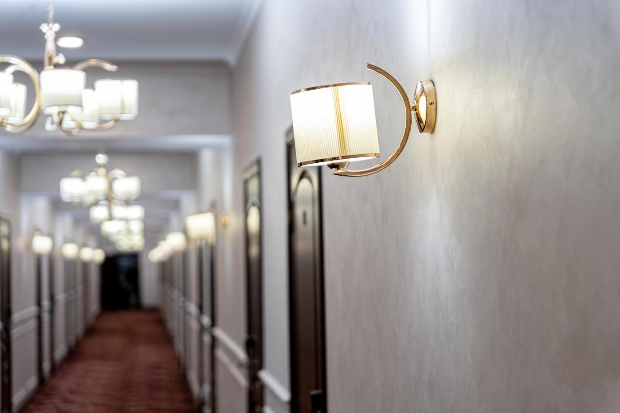 Mildom Express Hotel Almaty Bagian luar foto